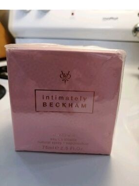 Intimately Beckham Women's Eau de Toilette - RARE- SEALED